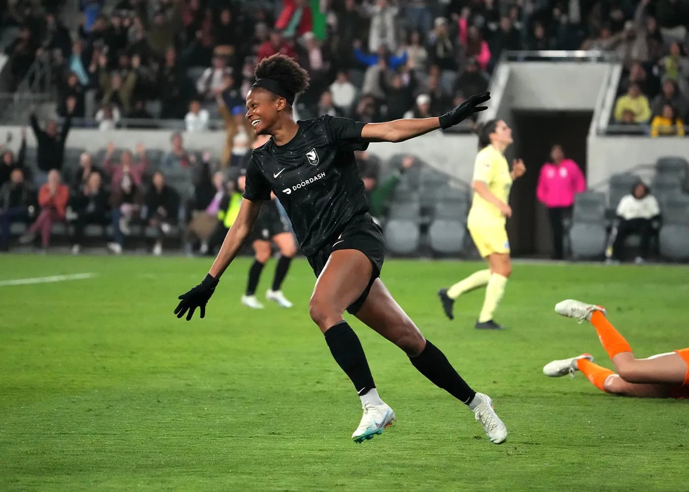 Partner behind the scenes